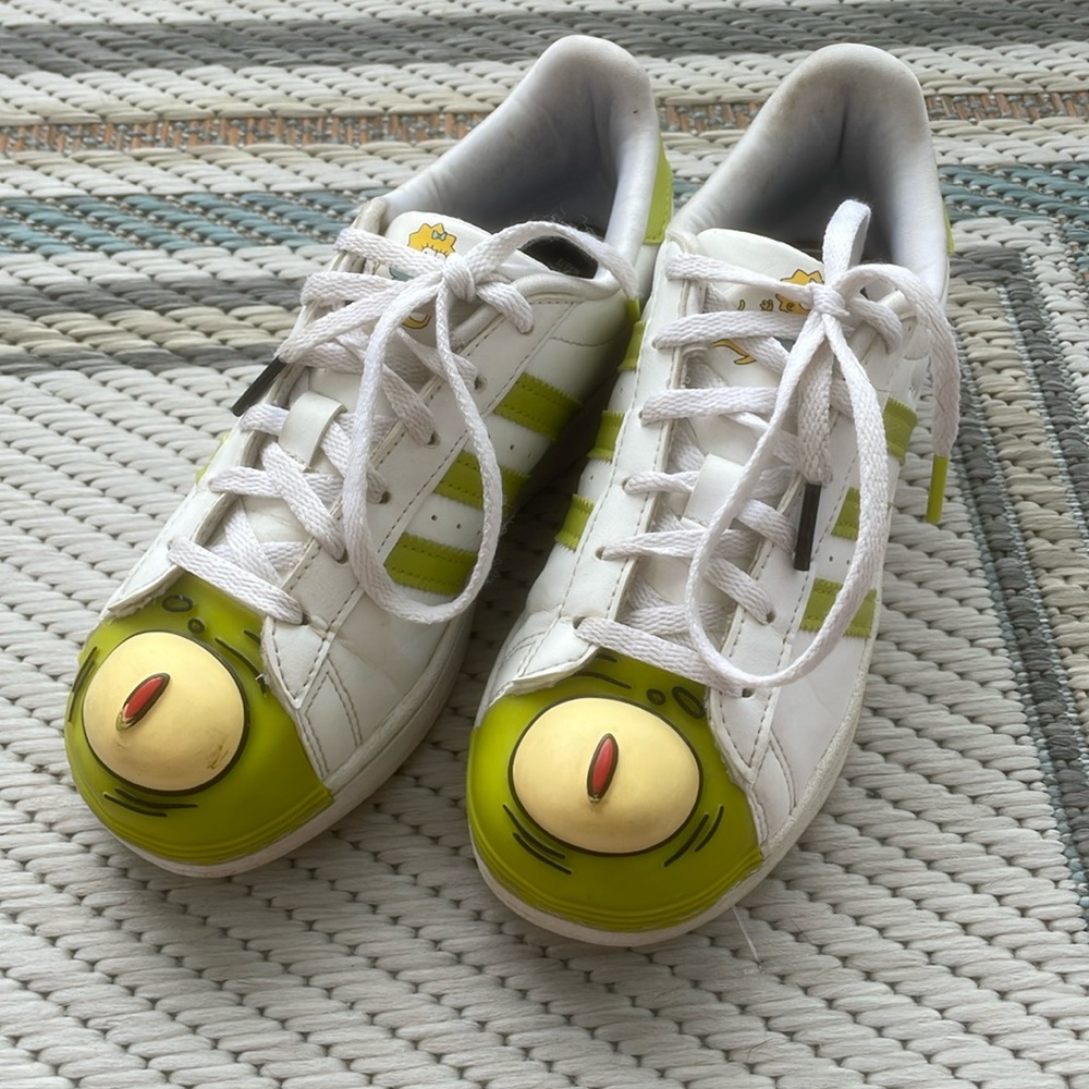 Adidas The Simpsons Maggie Treehouse of Horror Alien sneakers sz 2.5